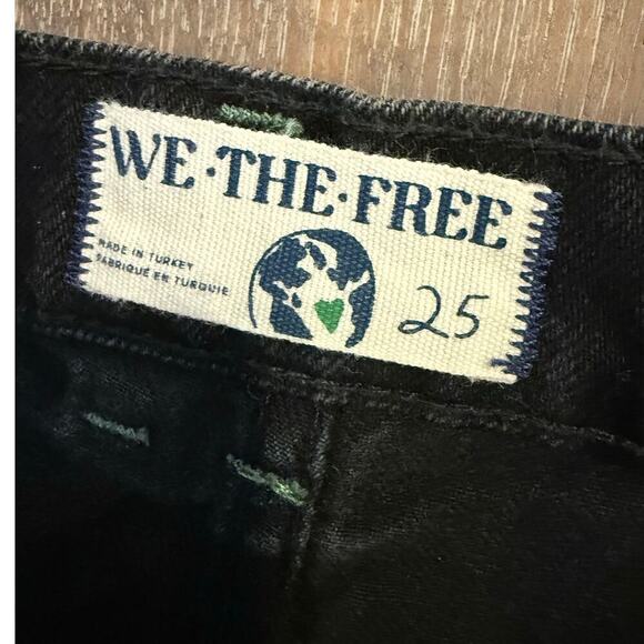 FREE PEOPLE We The Free A New Day Mid Rise Straight Leg Black Denim Jean 25 - Picture 6 of 10